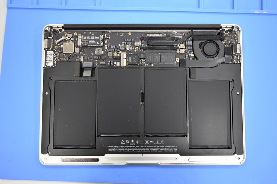 ジャンク品電源不良 MacBook Air 2013年256G core i7 超安い価格販売 ...