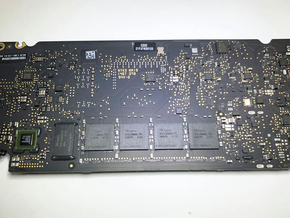 オンボードメモリー取り外し